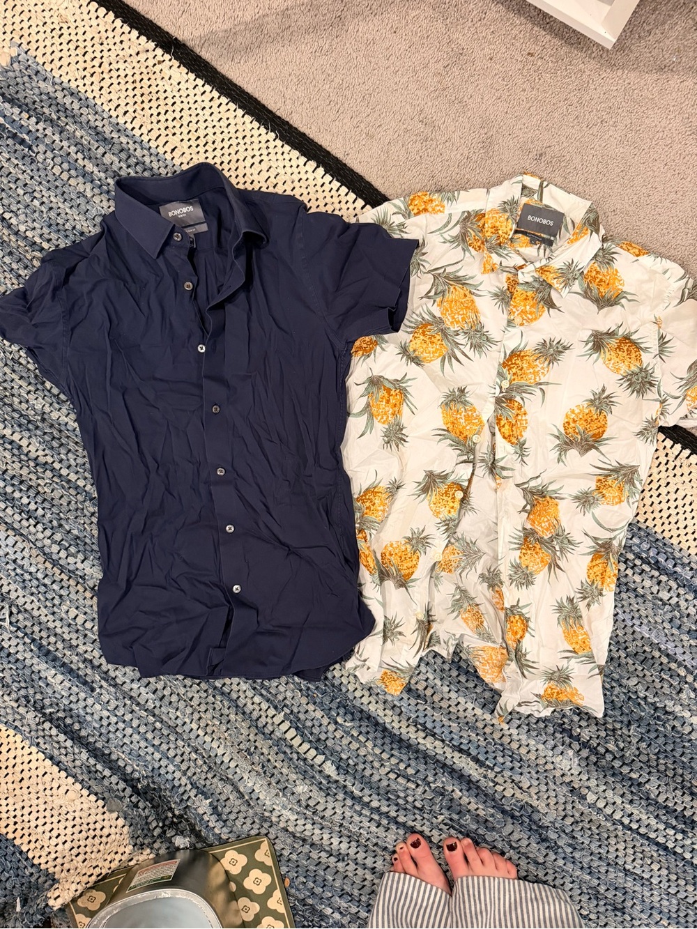 Bonobos | Bundle: Short Sleeve Button Up Pineapple Print & Navy (Slim Fit)